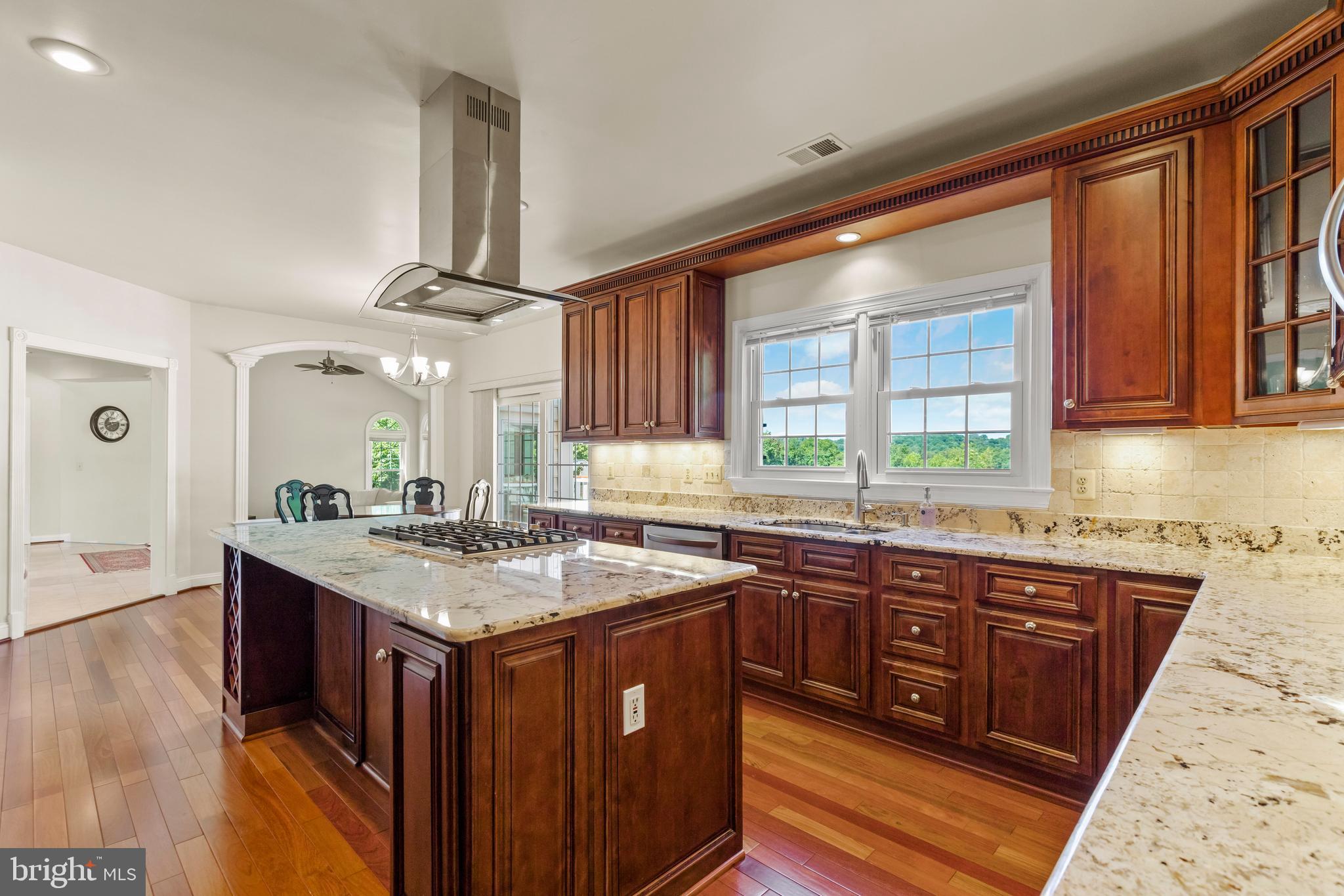 9733 Middleton Ridge Road Vienna, VA 22182 - Photo 21 of 54