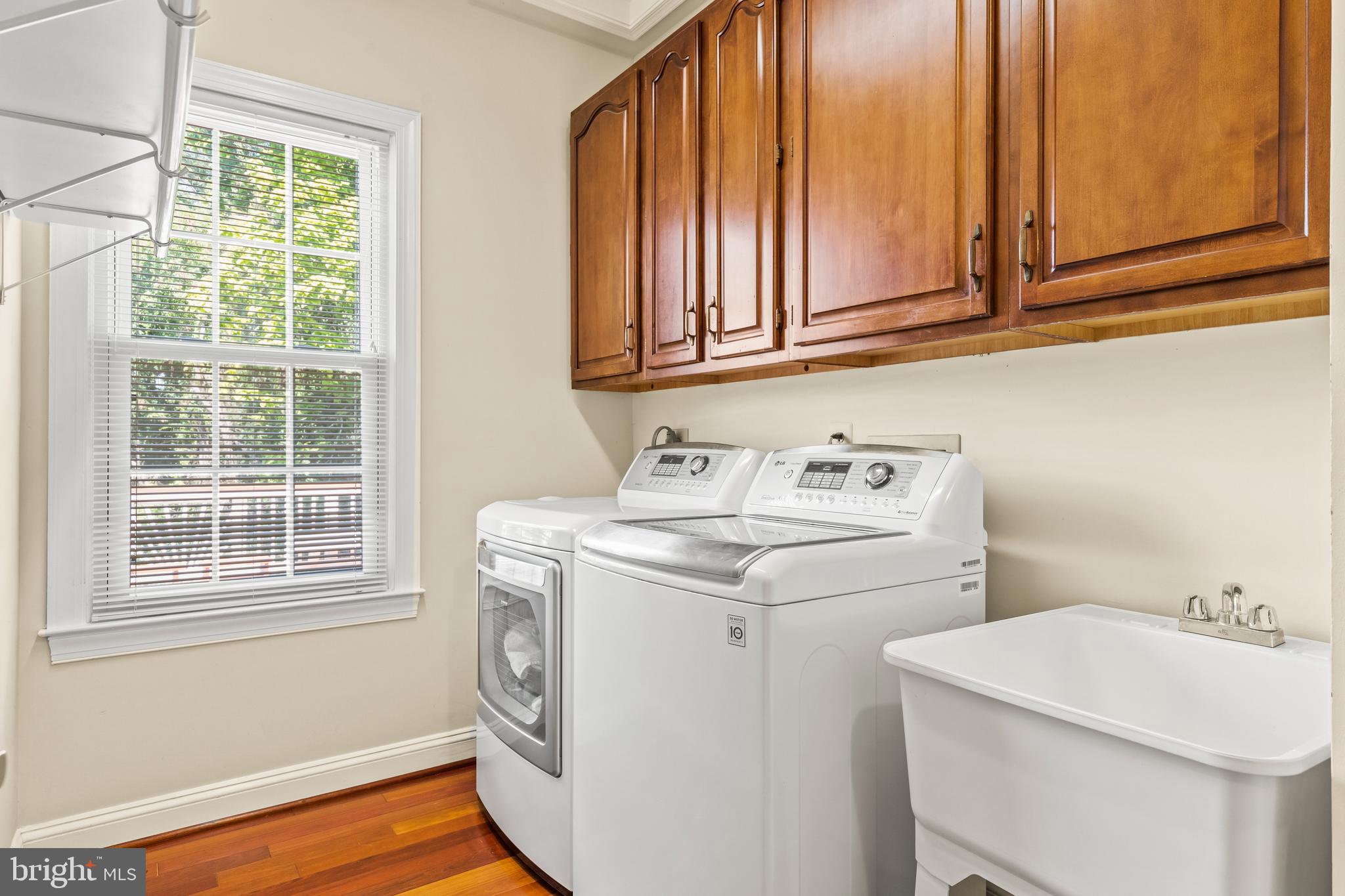 9733 Middleton Ridge Road Vienna, VA 22182 - Photo 22 of 54