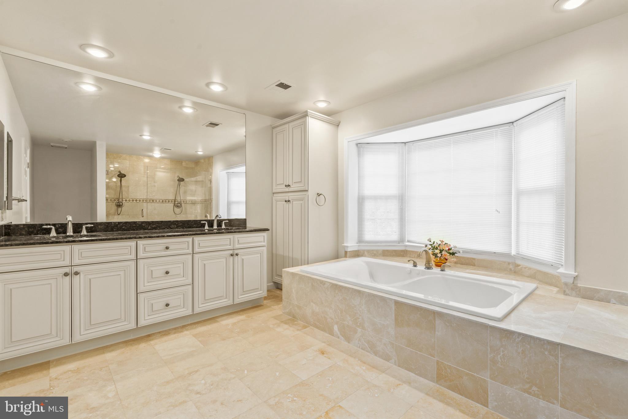 9733 Middleton Ridge Road Vienna, VA 22182 - Photo 27 of 54