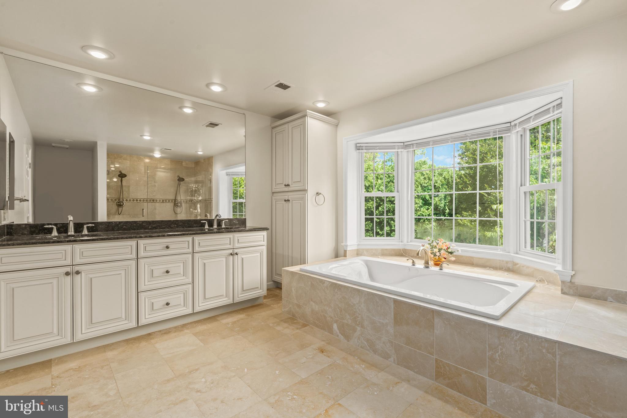 9733 Middleton Ridge Road Vienna, VA 22182 - Photo 28 of 54
