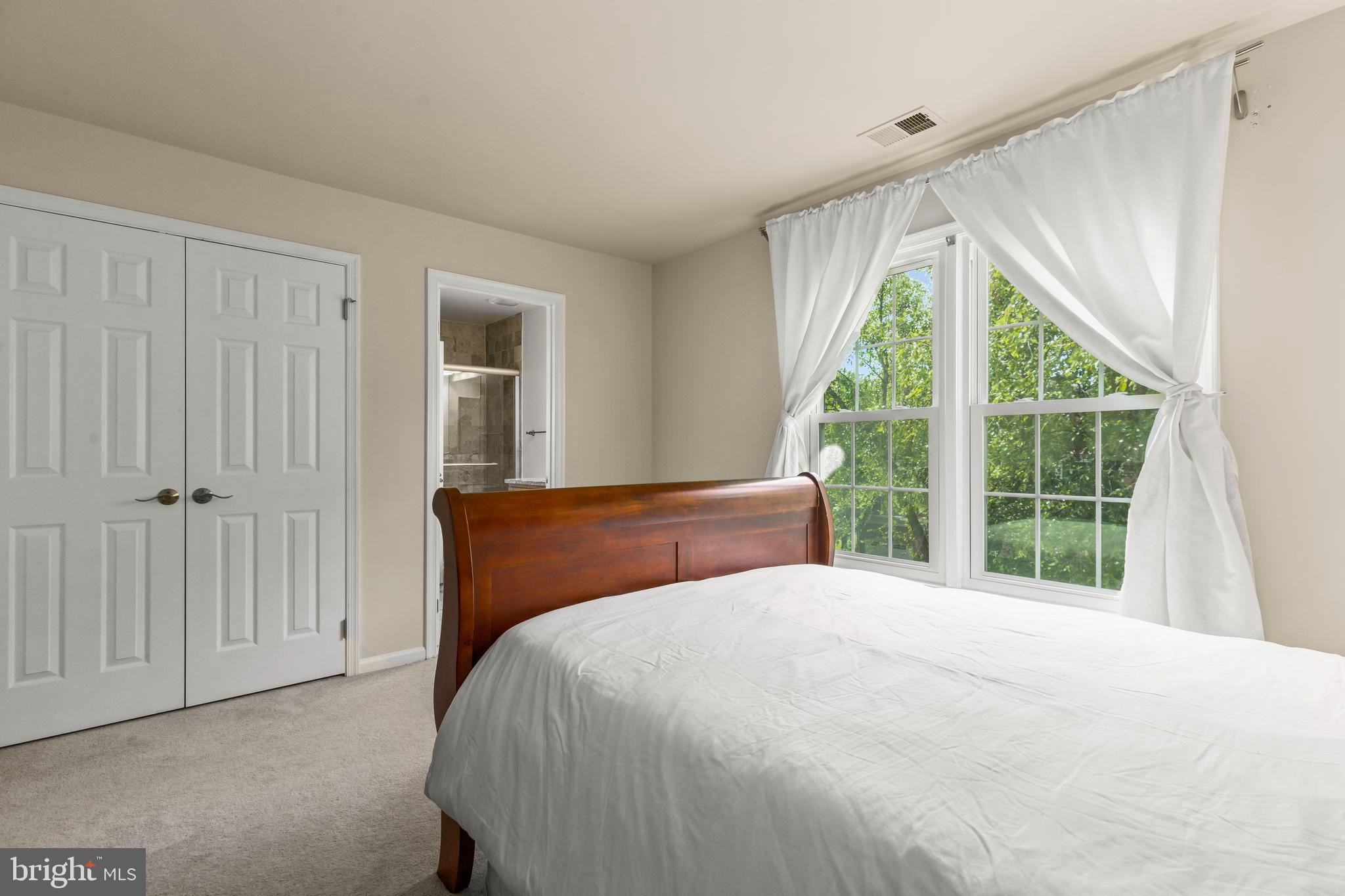 9733 Middleton Ridge Road Vienna, VA 22182 - Photo 32 of 54