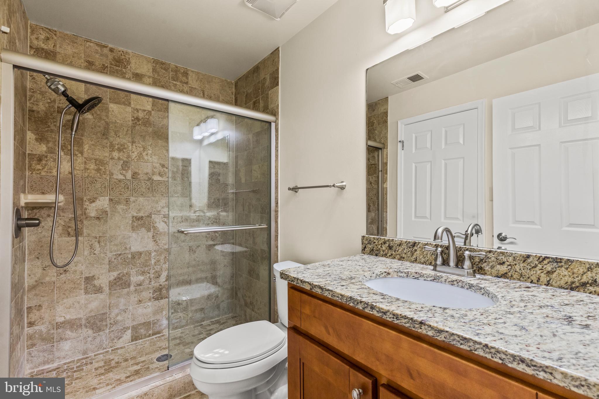 9733 Middleton Ridge Road Vienna, VA 22182 - Photo 34 of 54