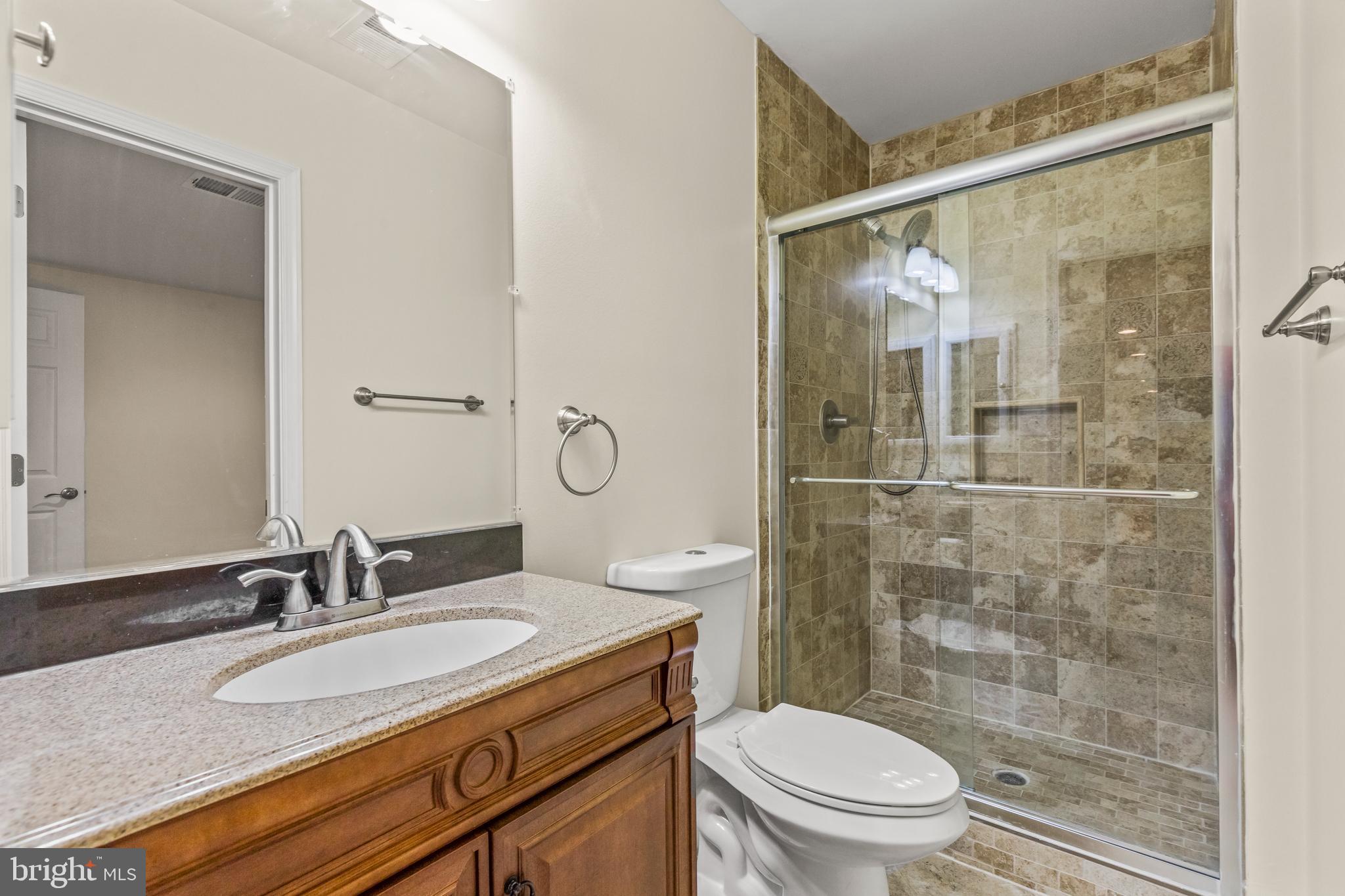 9733 Middleton Ridge Road Vienna, VA 22182 - Photo 37 of 54