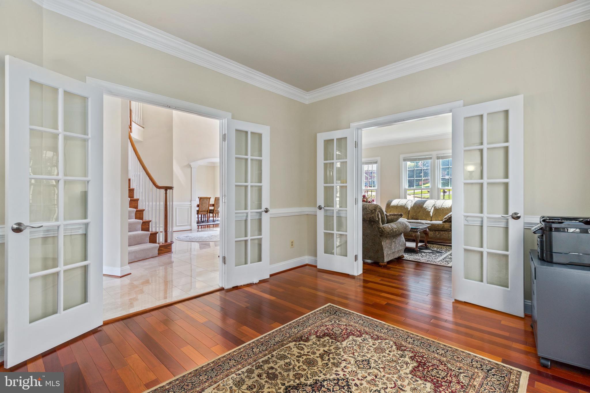 9733 Middleton Ridge Road Vienna, VA 22182 - Photo 10 of 54
