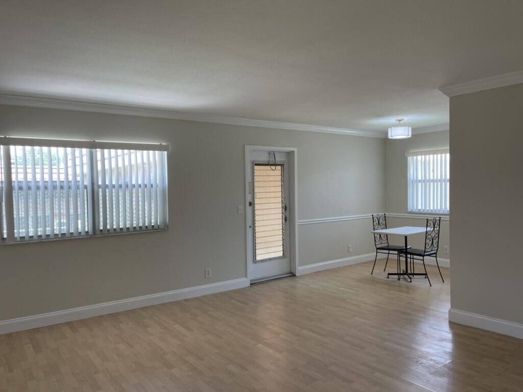 472 Saxony Way Delray Beach, FL 33446 - Photo 10 of 33 a view of a livingroom with furniture and a window