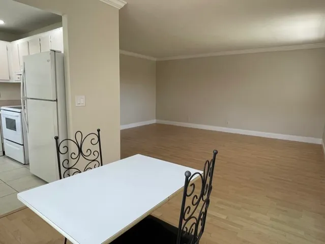 $1,500 | 472 Saxony Way, Delray Beach, FL 33446