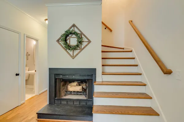 $2,500 | 2621 Westwood Avenue, Nashville, TN 37212