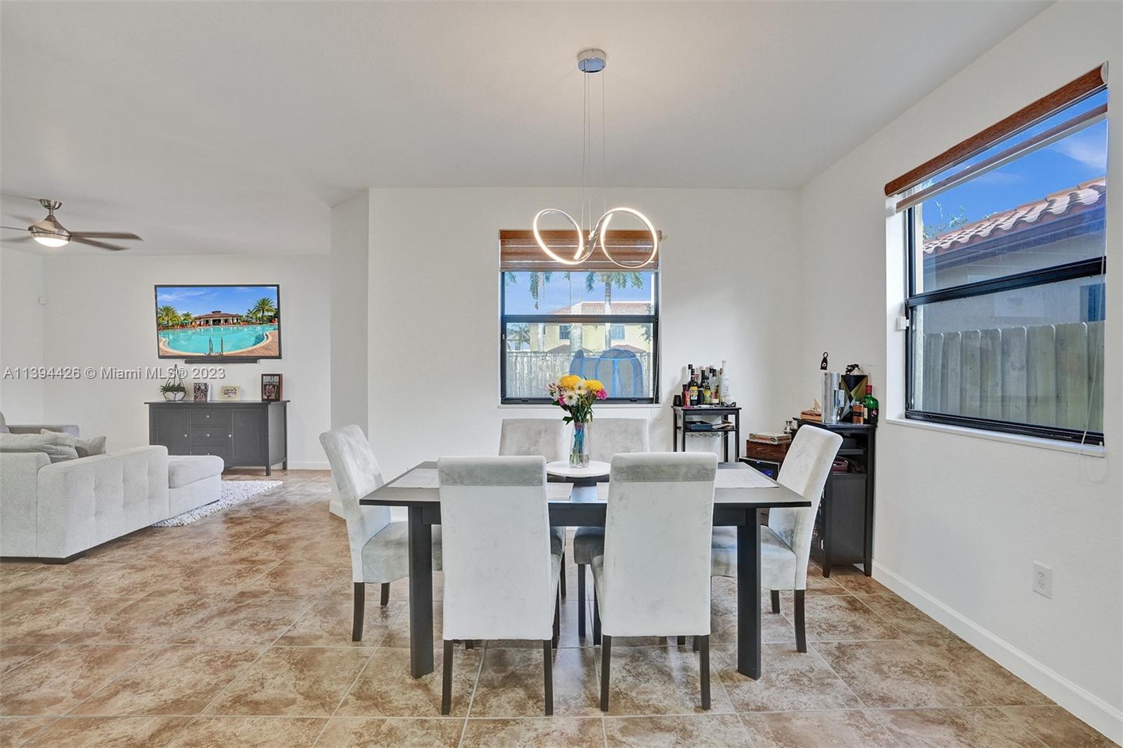732 Southeast 33 Terrace Homestead, FL 33033 - Photo 9 of 65 a view of a dining room with furniture