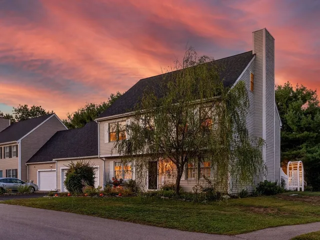 $775,000 | 127 Clear Pond Drive, Unit 127, Walpole, MA 02081