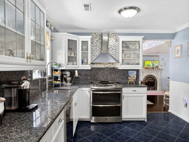 $775,000 | 127 Clear Pond Drive, Unit 127, Walpole, MA 02081