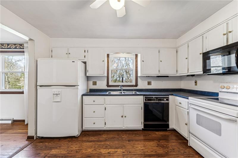 33 Carriage Road Greensburg, PA 15601 - Photo 12 of 38 Gallery Image 12