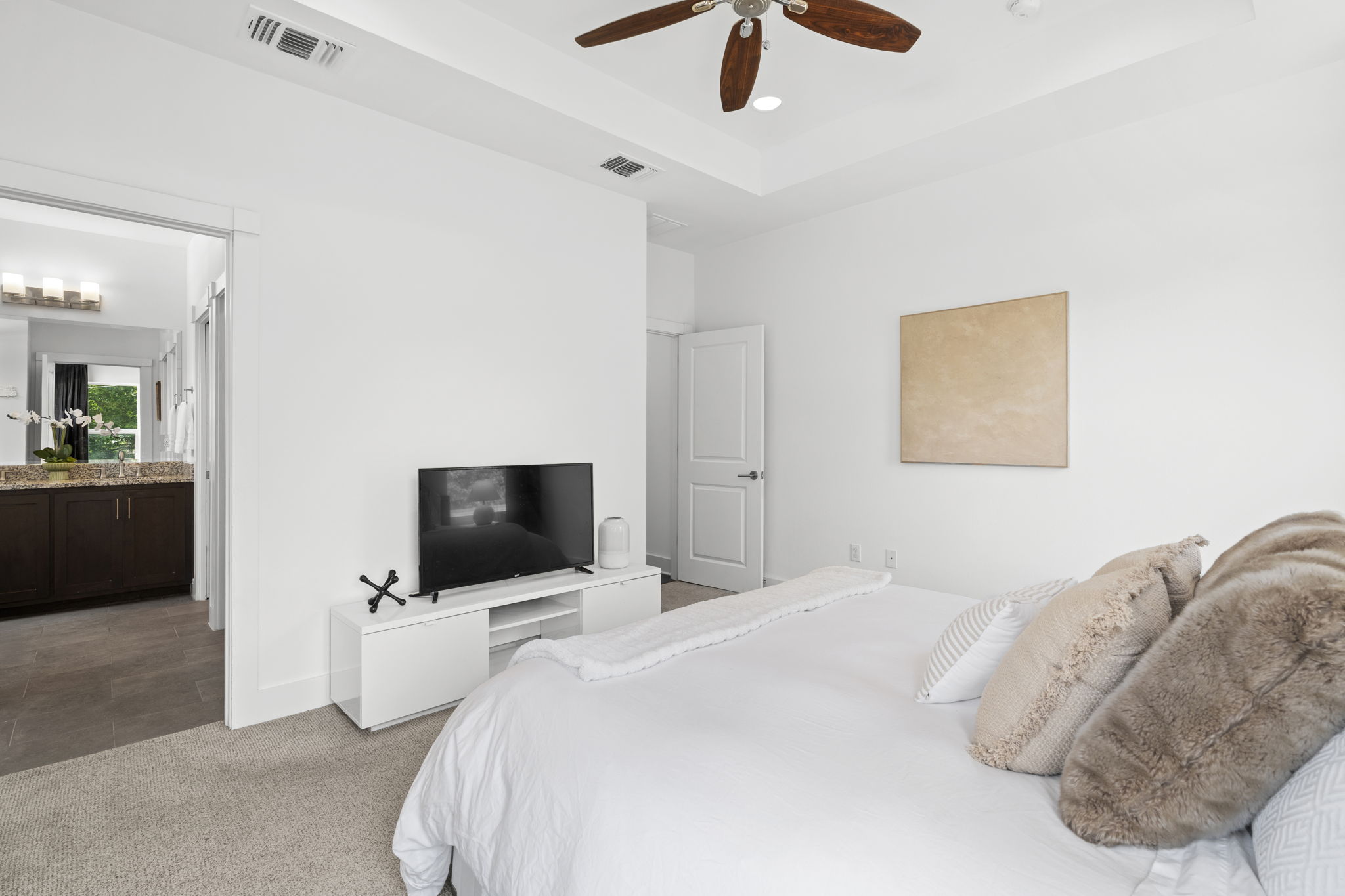 1705 B Perez Street Austin, TX 78721 - Photo 15 of 31