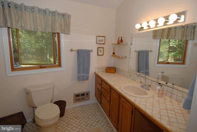 300 Farmington Road West Accokeek, MD 20607 - Photo 16 of 22 Master Bath