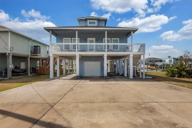 $2,500 | 126 Driftwood Road, Freeport, TX 77541