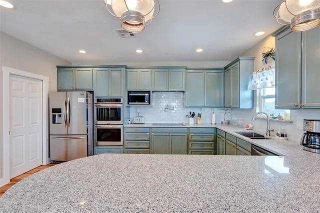 $2,500 | 126 Driftwood Road, Freeport, TX 77541