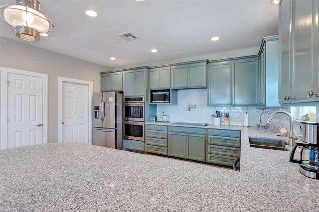 $2,500 | 126 Driftwood Road, Freeport, TX 77541