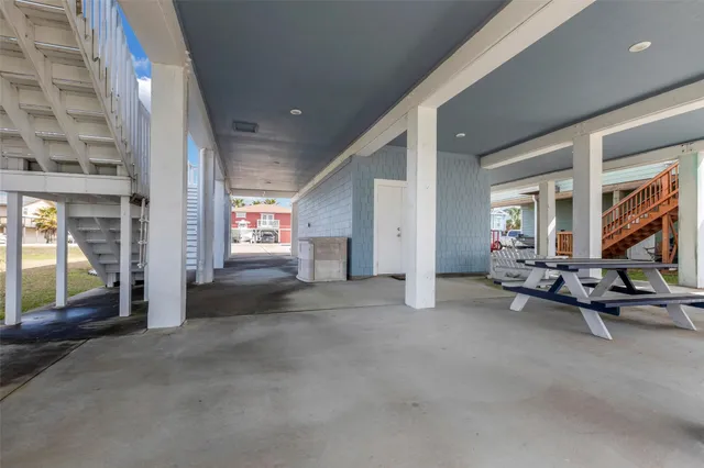 $2,500 | 126 Driftwood Road, Freeport, TX 77541