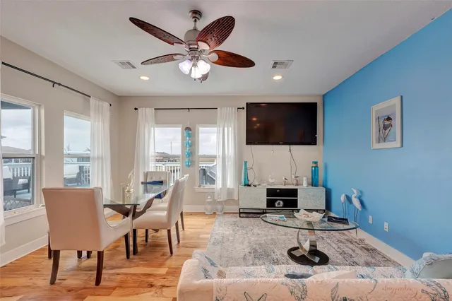 $2,500 | 126 Driftwood Road, Freeport, TX 77541