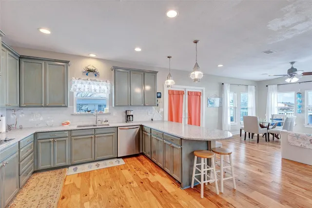 $2,500 | 126 Driftwood Road, Freeport, TX 77541