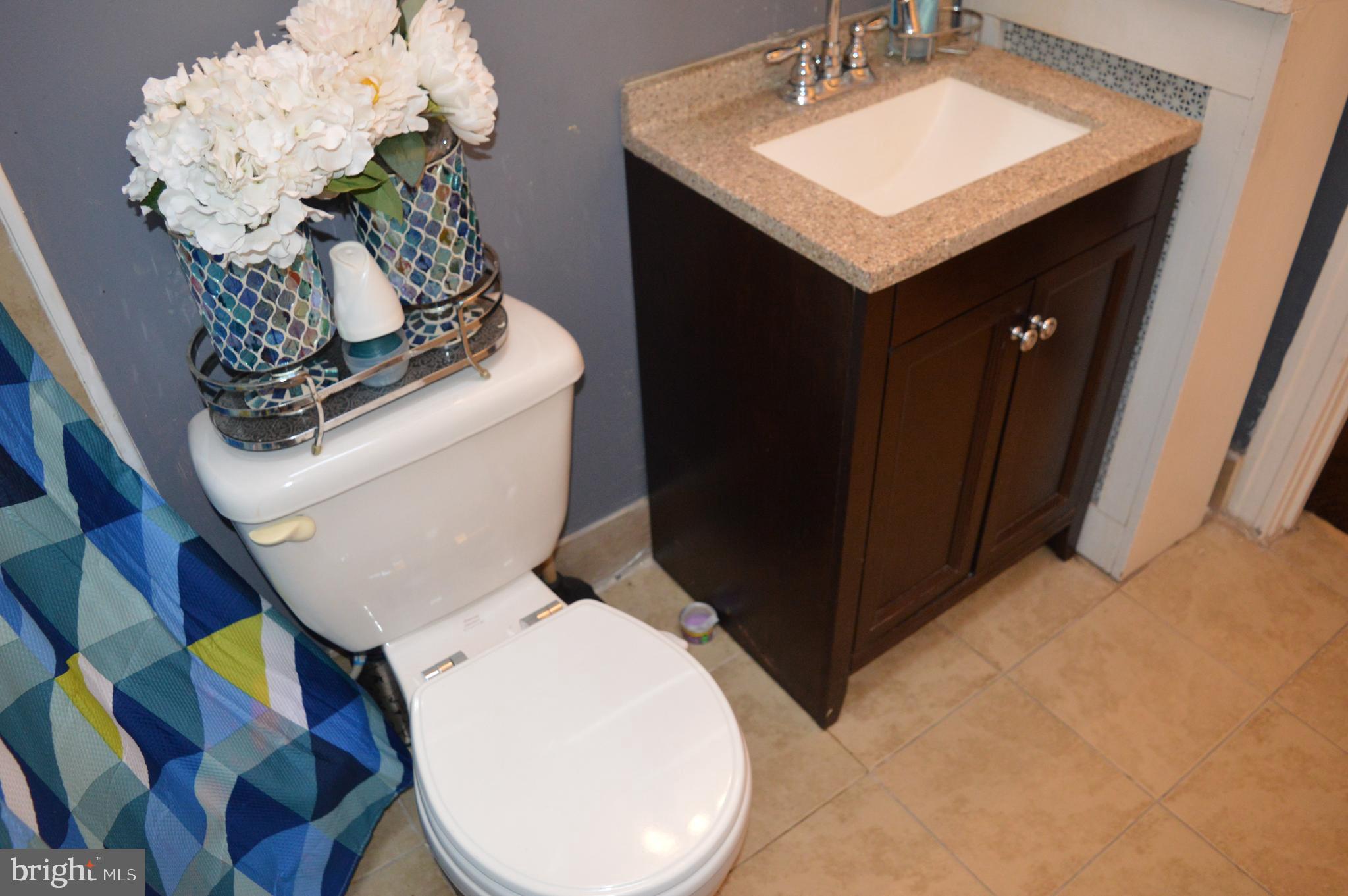 7017 Radbourne Road Upper Darby, PA 19082 - Photo 16 of 26 3 piece Hall Bath