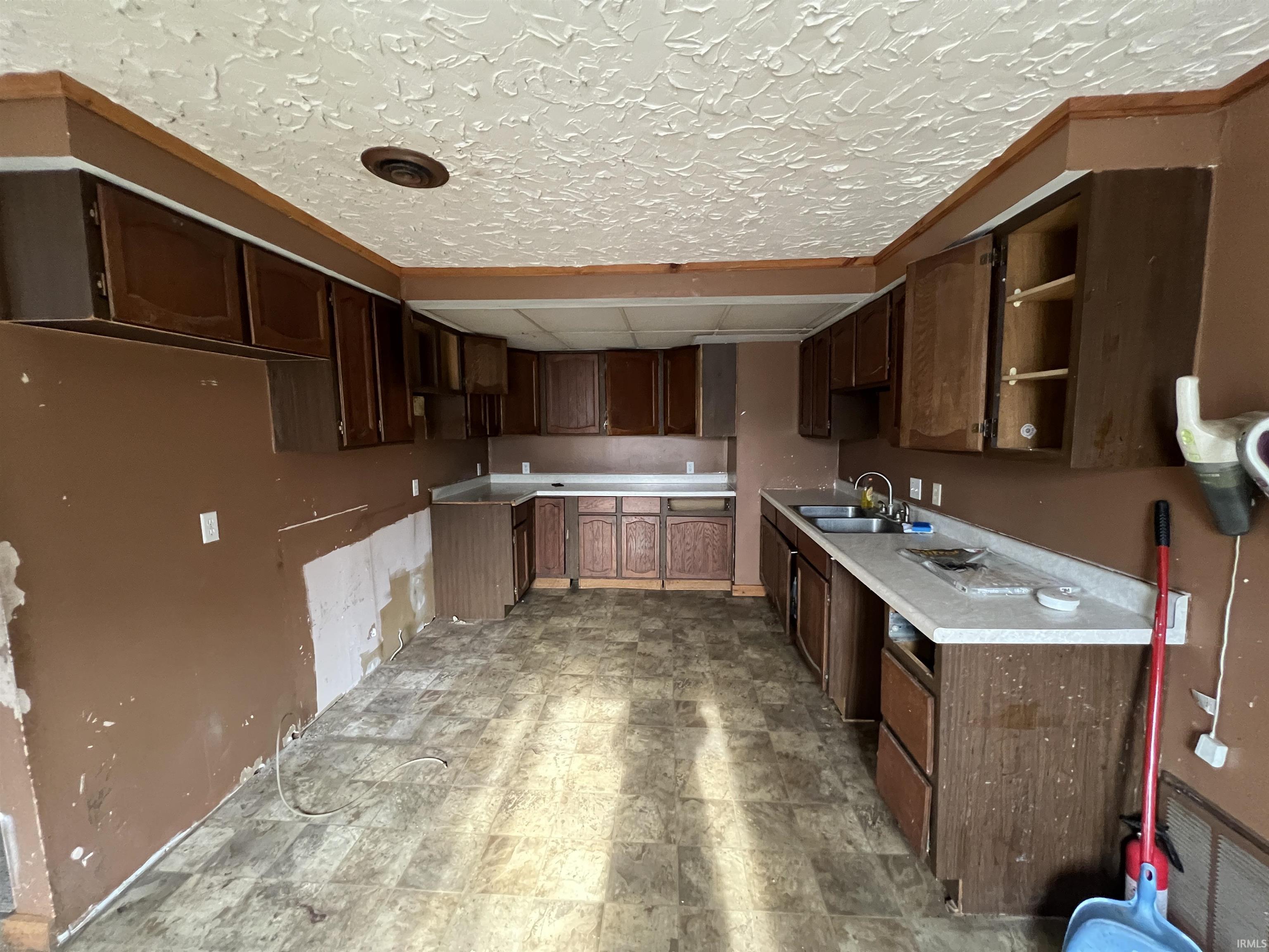 2533 South Wallick Road Peru, IN 46970 - Photo 5 of 21 Gallery Image 5