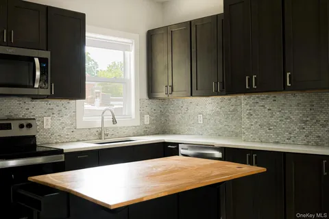 $425,000 | 65 Carson Avenue, Newburgh, NY 12550