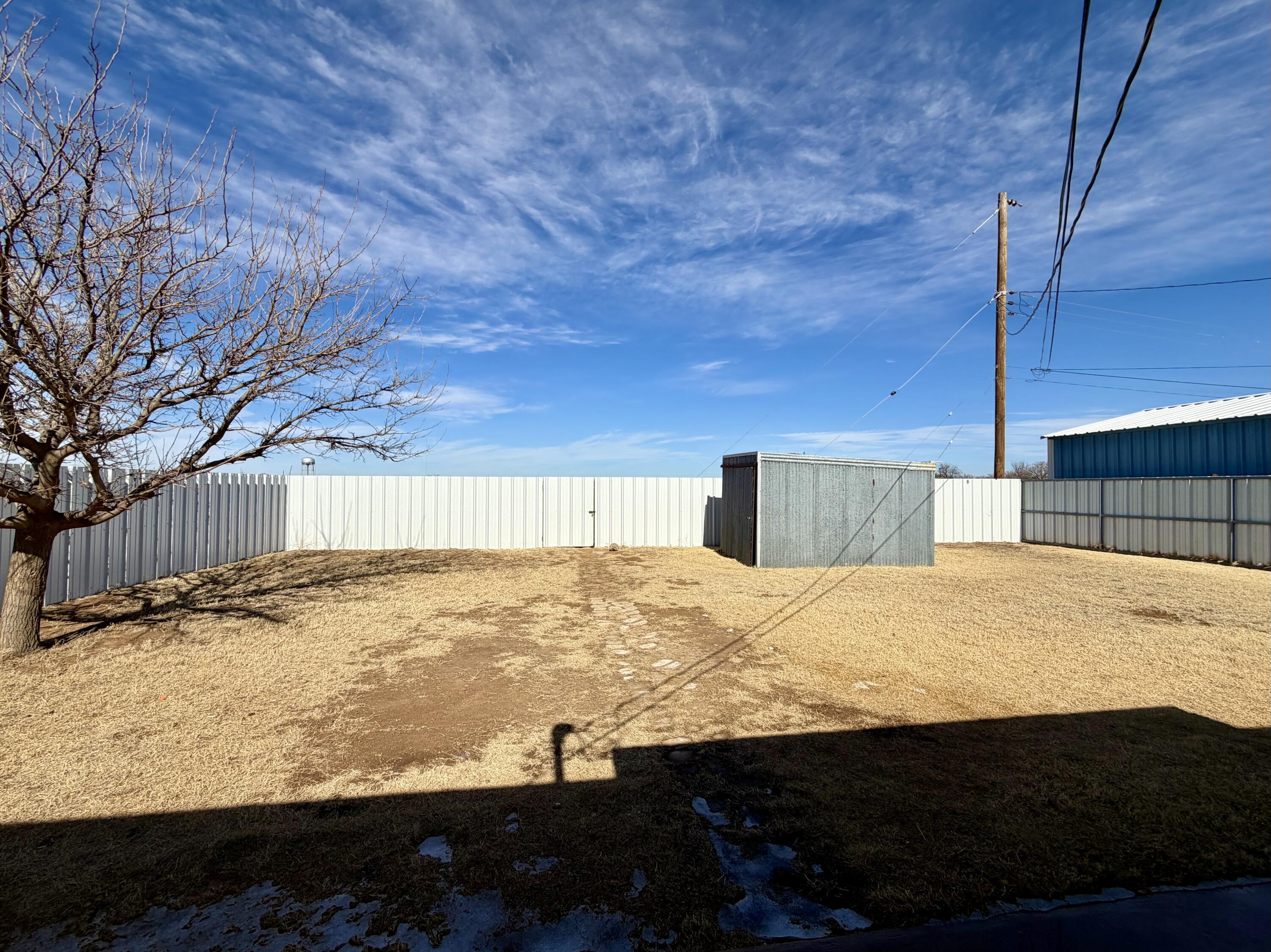 1420 West 26th Plainview, TX 79072 - Photo 18 of 21 Great Family Home In Plainview24