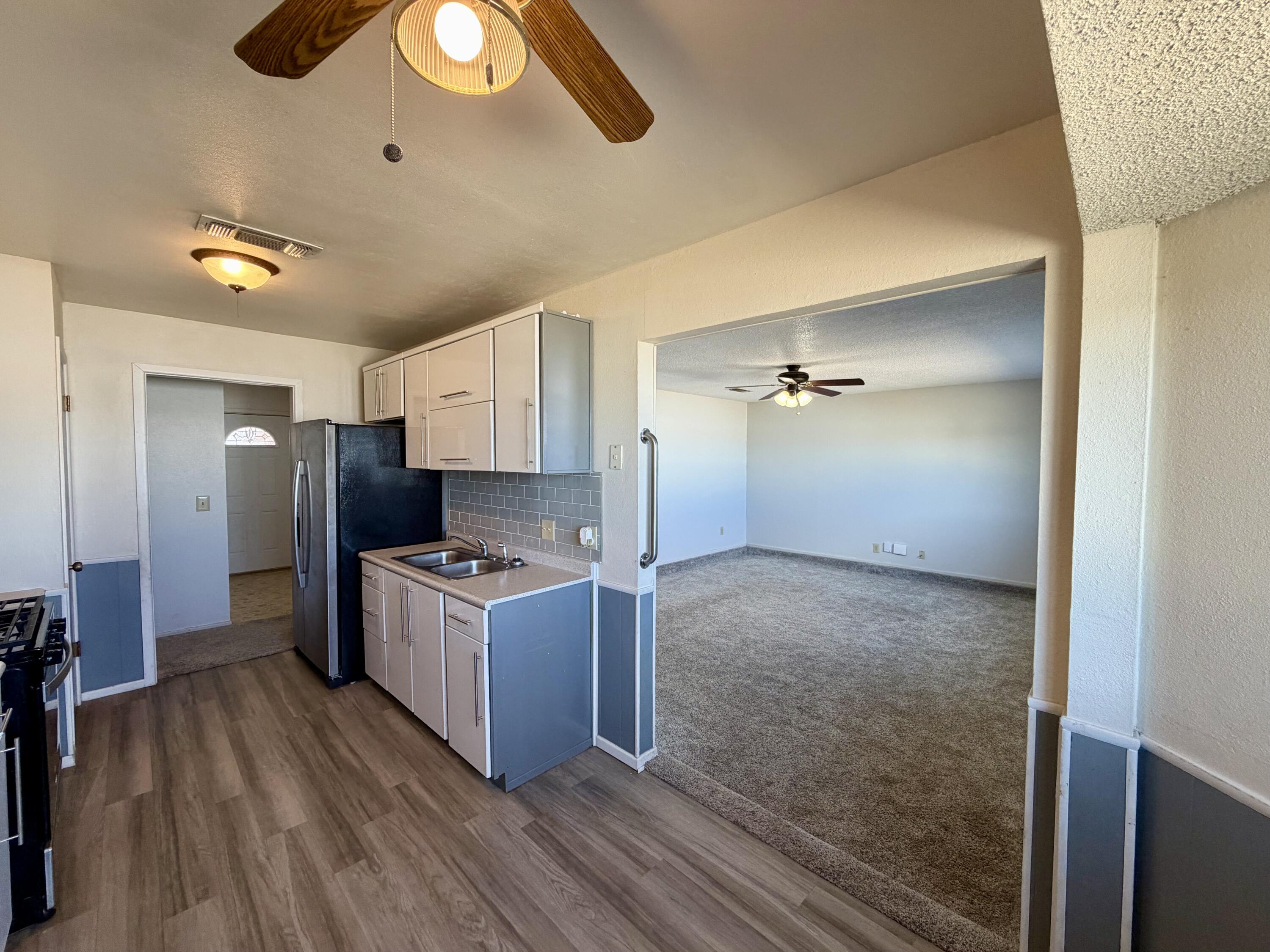 1420 West 26th Plainview, TX 79072 - Photo 6 of 21 Great Family Home In Plainview7