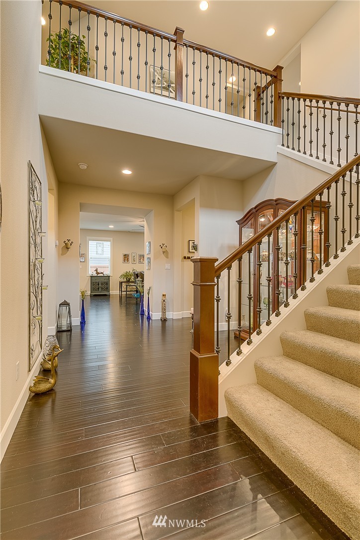 3226 170th Place Southeast Bothell, WA 98012 - Photo 3 of 23 Gallery Image 3
