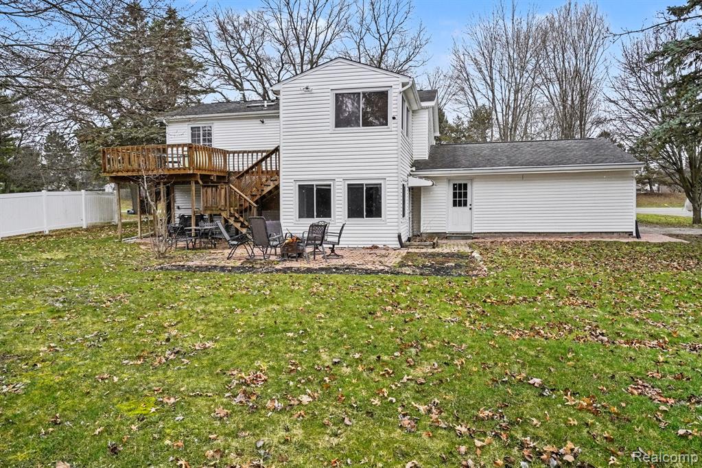 1784 Byron Road Howell, MI 48855 - Photo 25 of 33