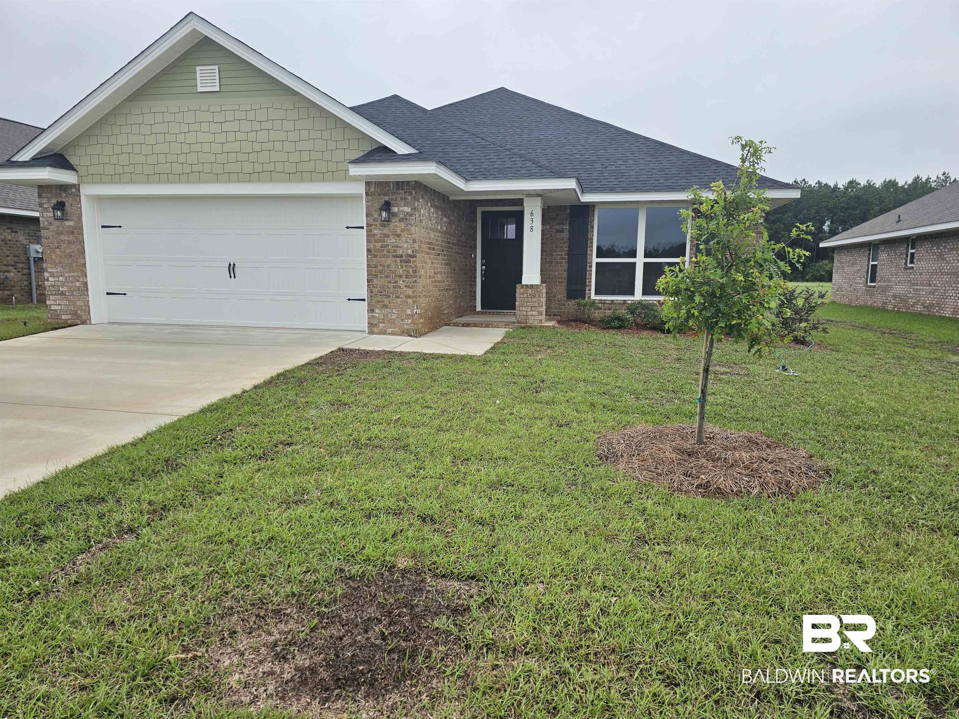 638 Revere Street Foley, AL 36535 - Photo 2 of 16 Craftsman inspired home with a garage and a front yard