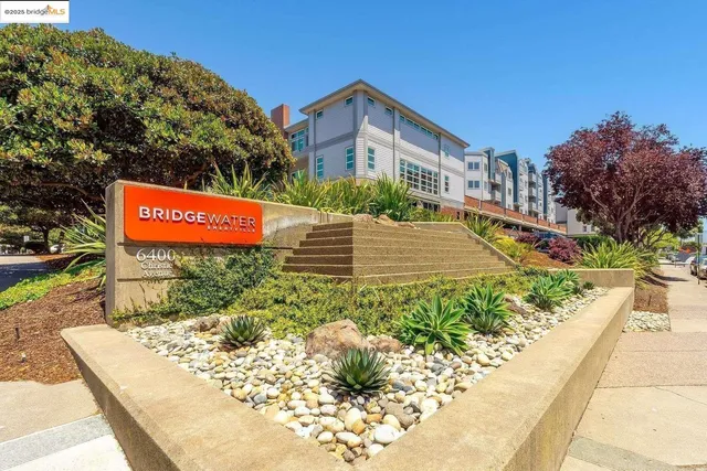 $269,000 | 6400 Christie Avenue, Unit 5109, Emeryville, CA 94608