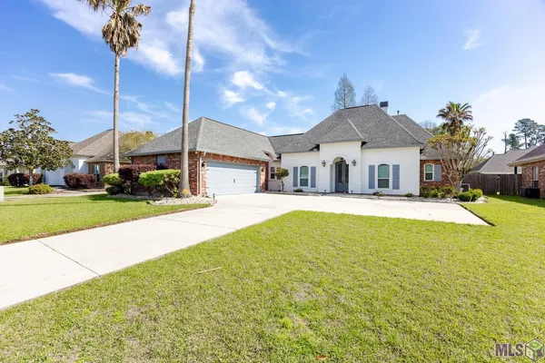 $2,200 | 18062 Wilkes Drive, Prairieville, LA 70769