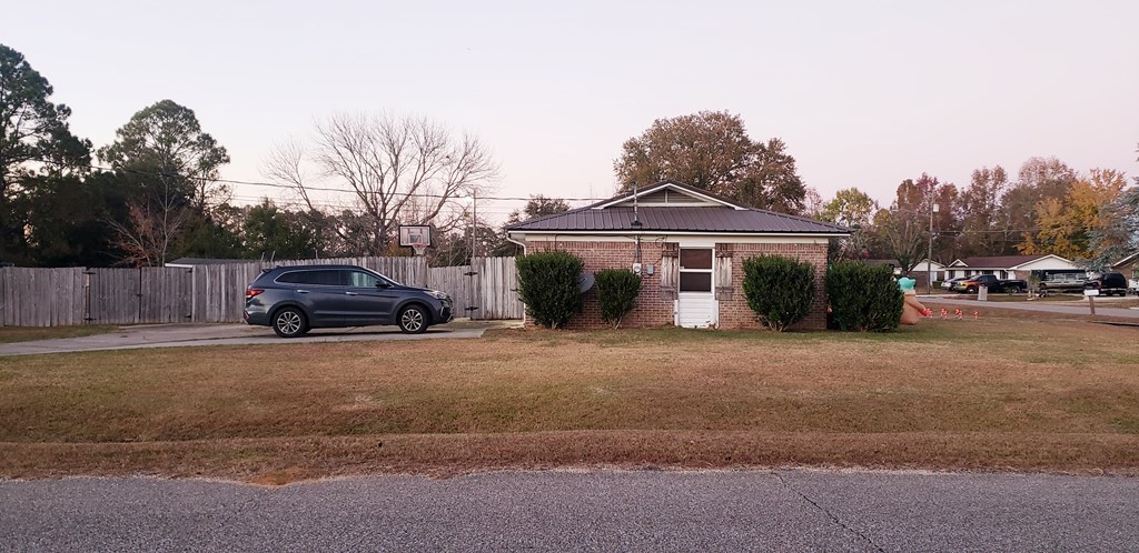 104 Pineridge Road Dothan, AL 36305 - Photo 4 of 19
