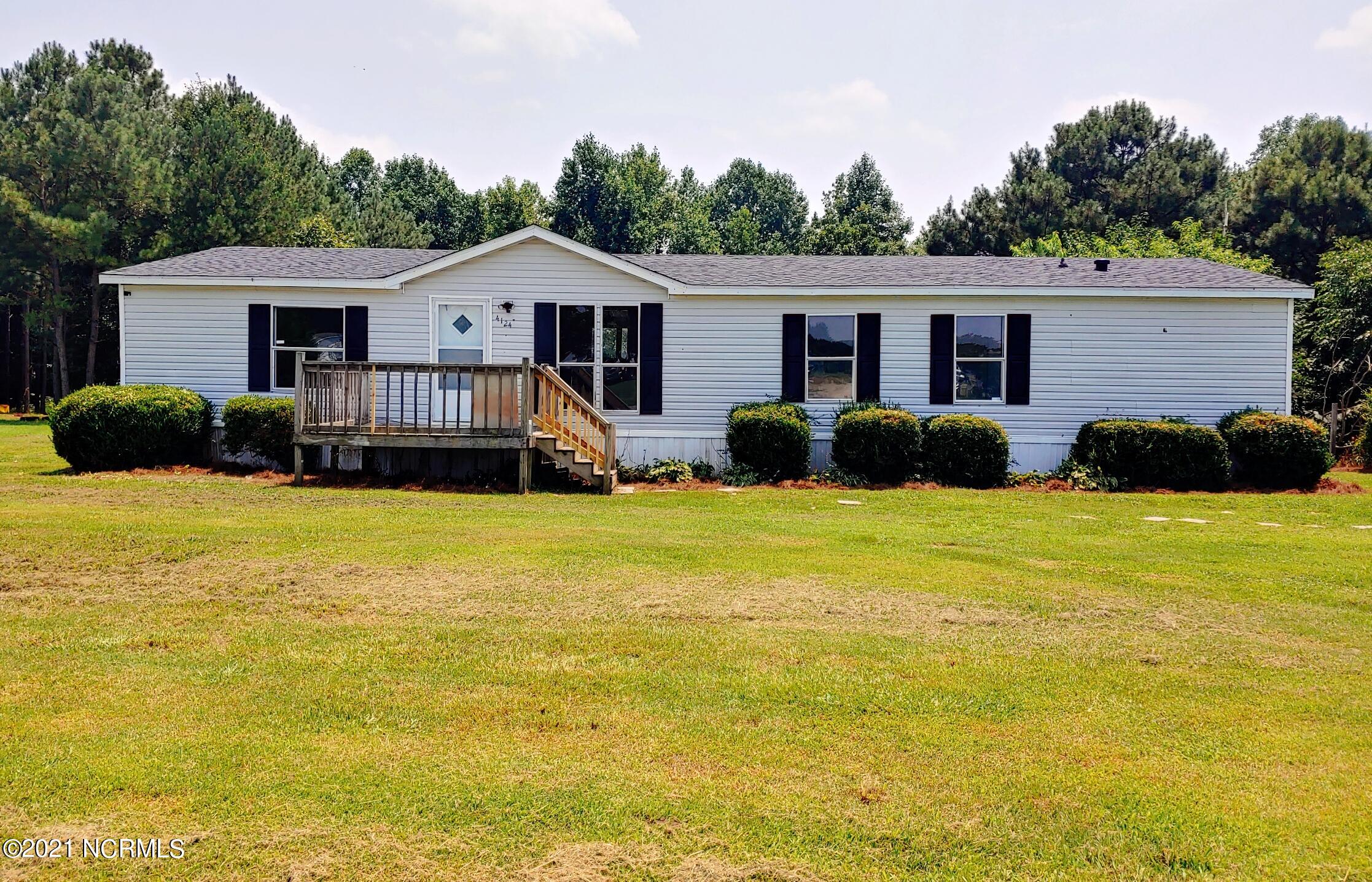 4124 Shawnee Road Wilson, NC 27893 - Photo 1 of 14 Front View