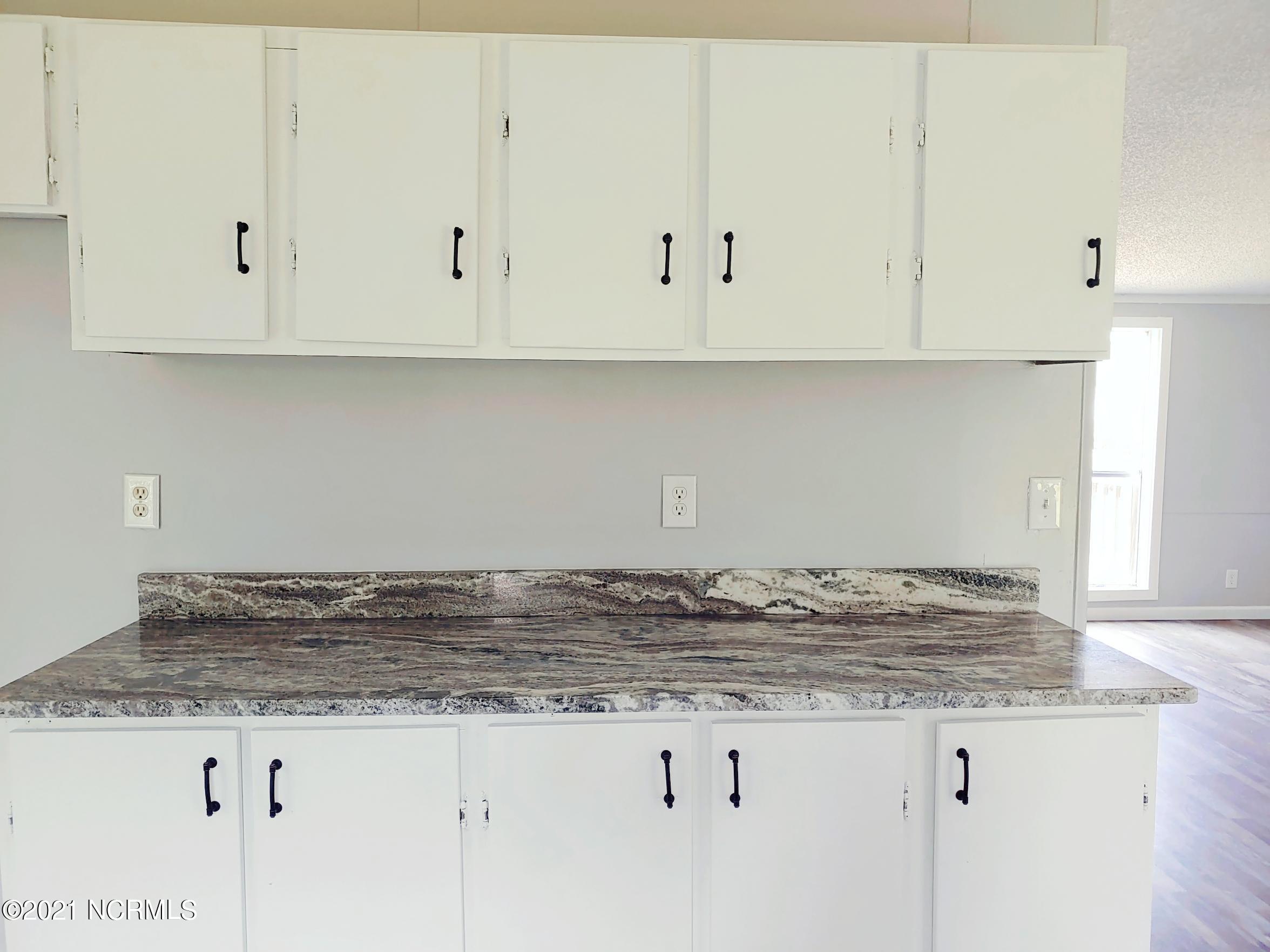 4124 Shawnee Road Wilson, NC 27893 - Photo 8 of 14 8 - Kitchen Left