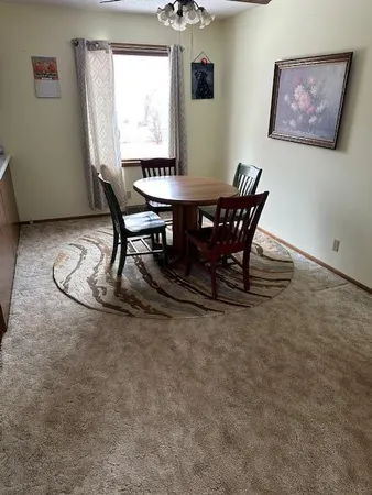 $160,000 | 519 East Hollett Street, Tracy, MN 56175