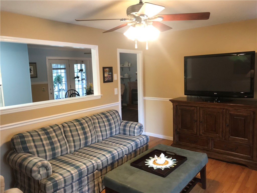 622 Fairmont Road Anderson, SC 29621 - Photo 3 of 26
