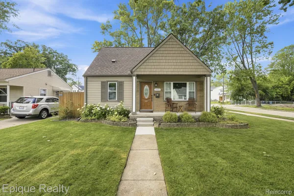 $419,000 | 3402 Normandy Road, Royal Oak, MI 48073