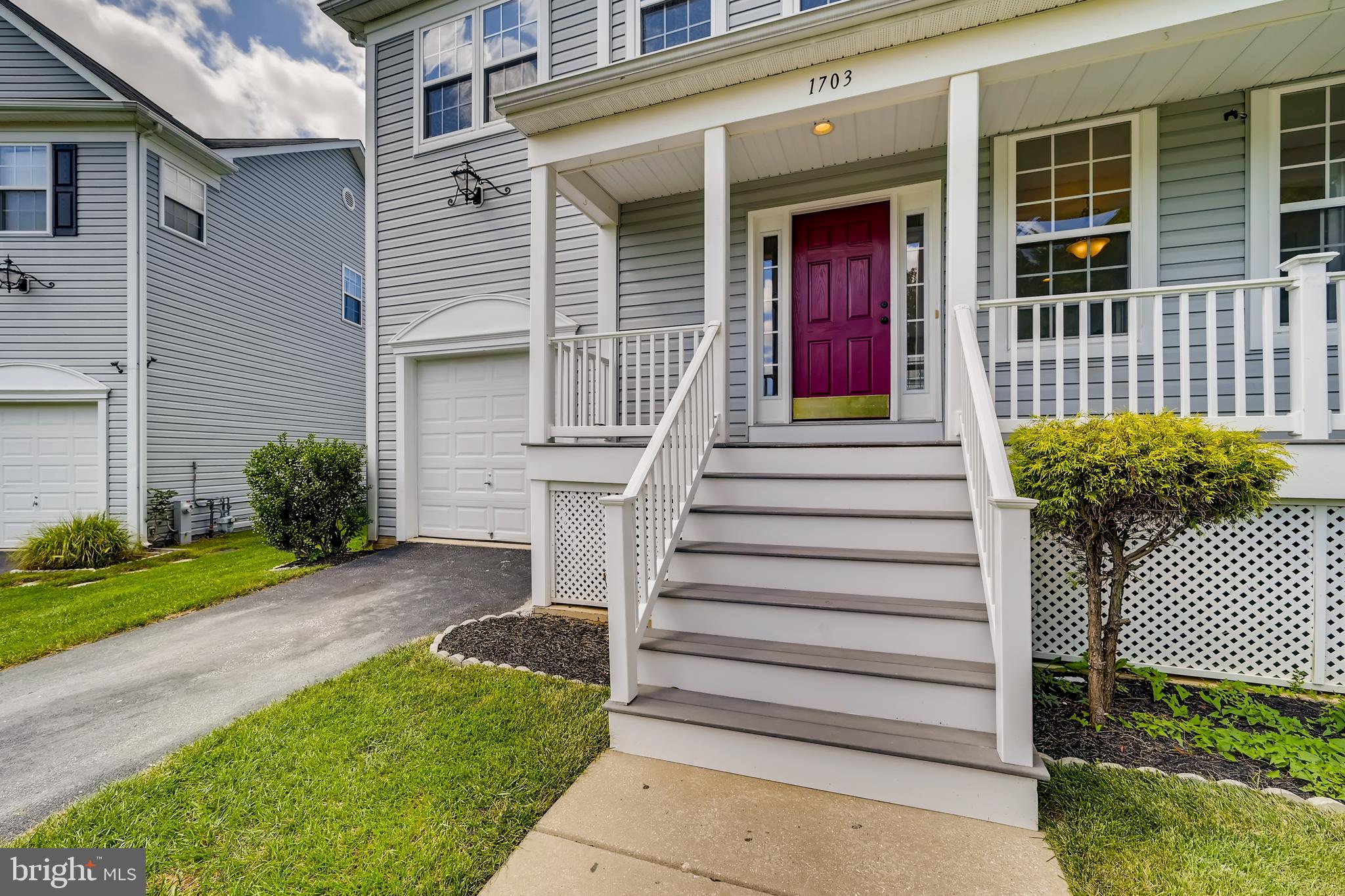1703 Mystic Circle Baltimore, MD 21221 - Photo 3 of 38 FRONT