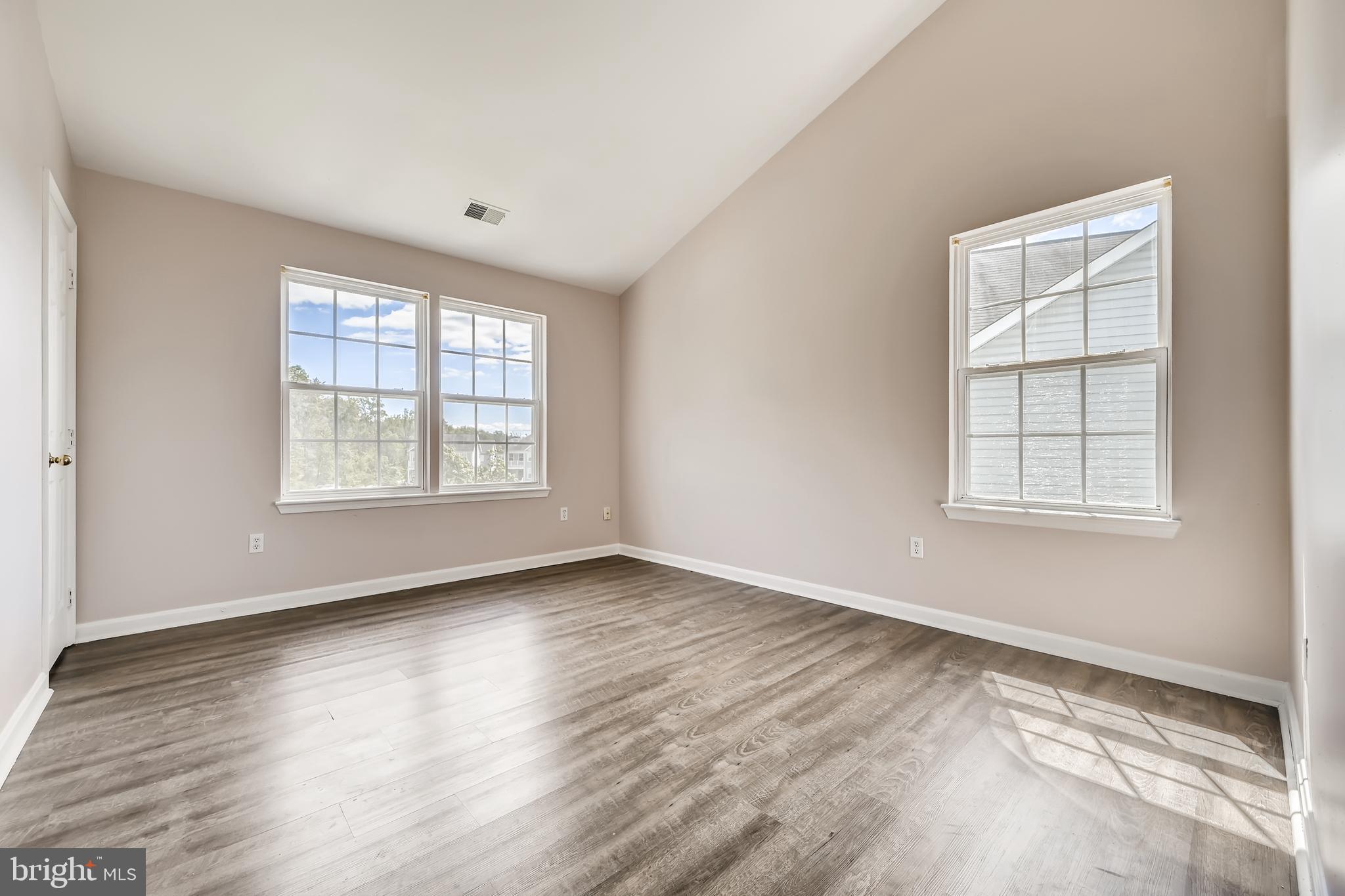 1703 Mystic Circle Baltimore, MD 21221 - Photo 25 of 38 SECOND BEDROOM