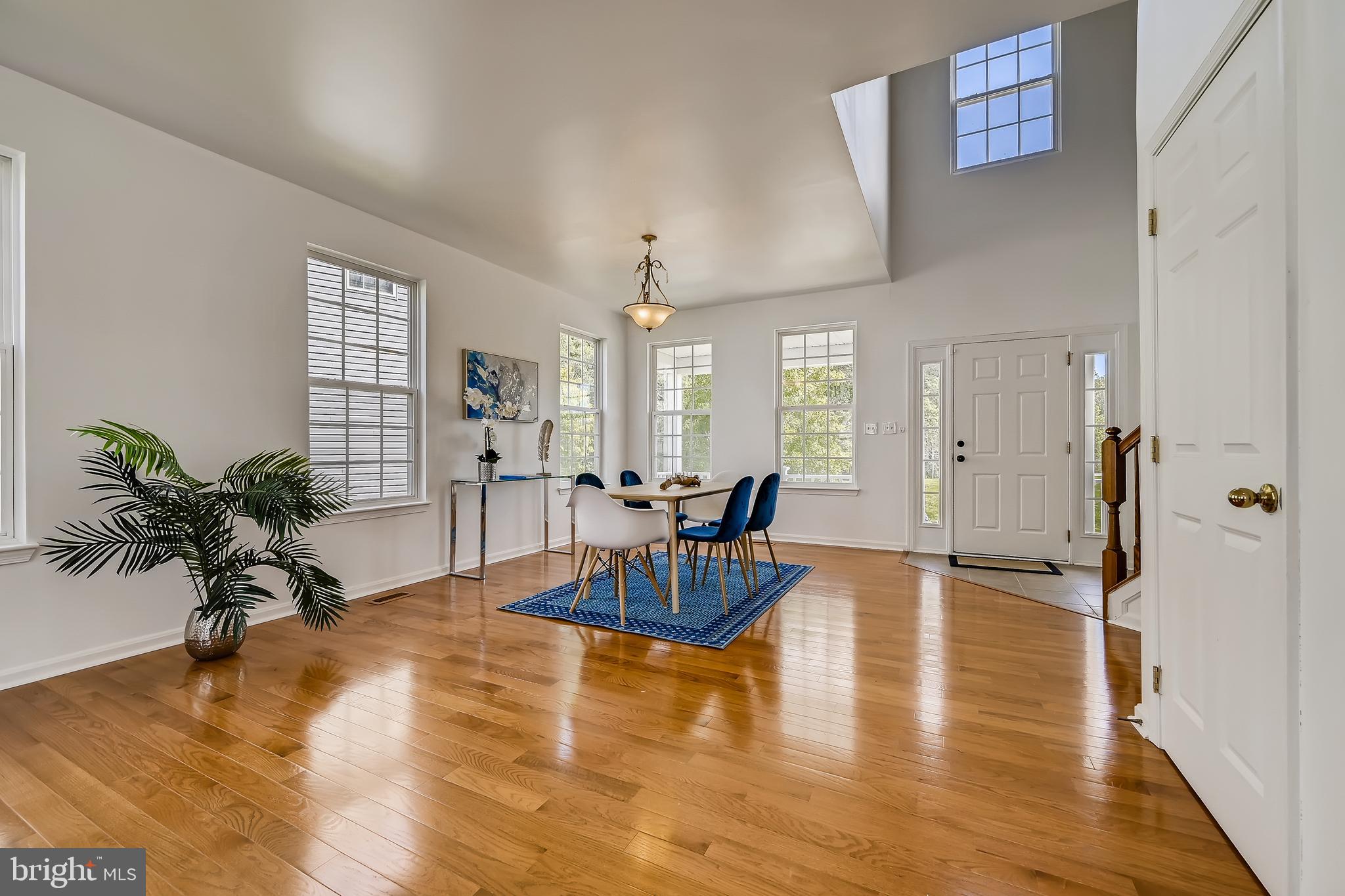 1703 Mystic Circle Baltimore, MD 21221 - Photo 7 of 38 DINING AREA