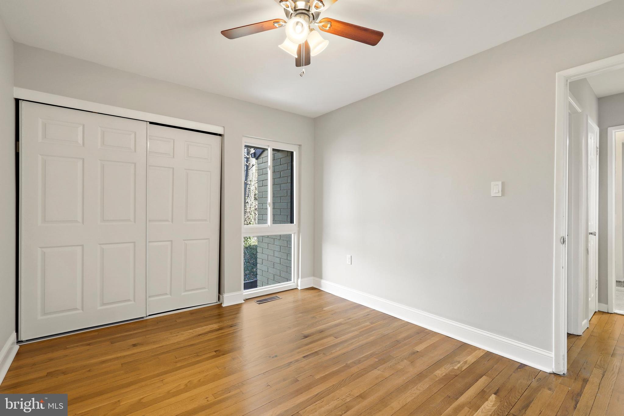 11156 Saffold Way Reston, VA 20190 - Photo 30 of 41