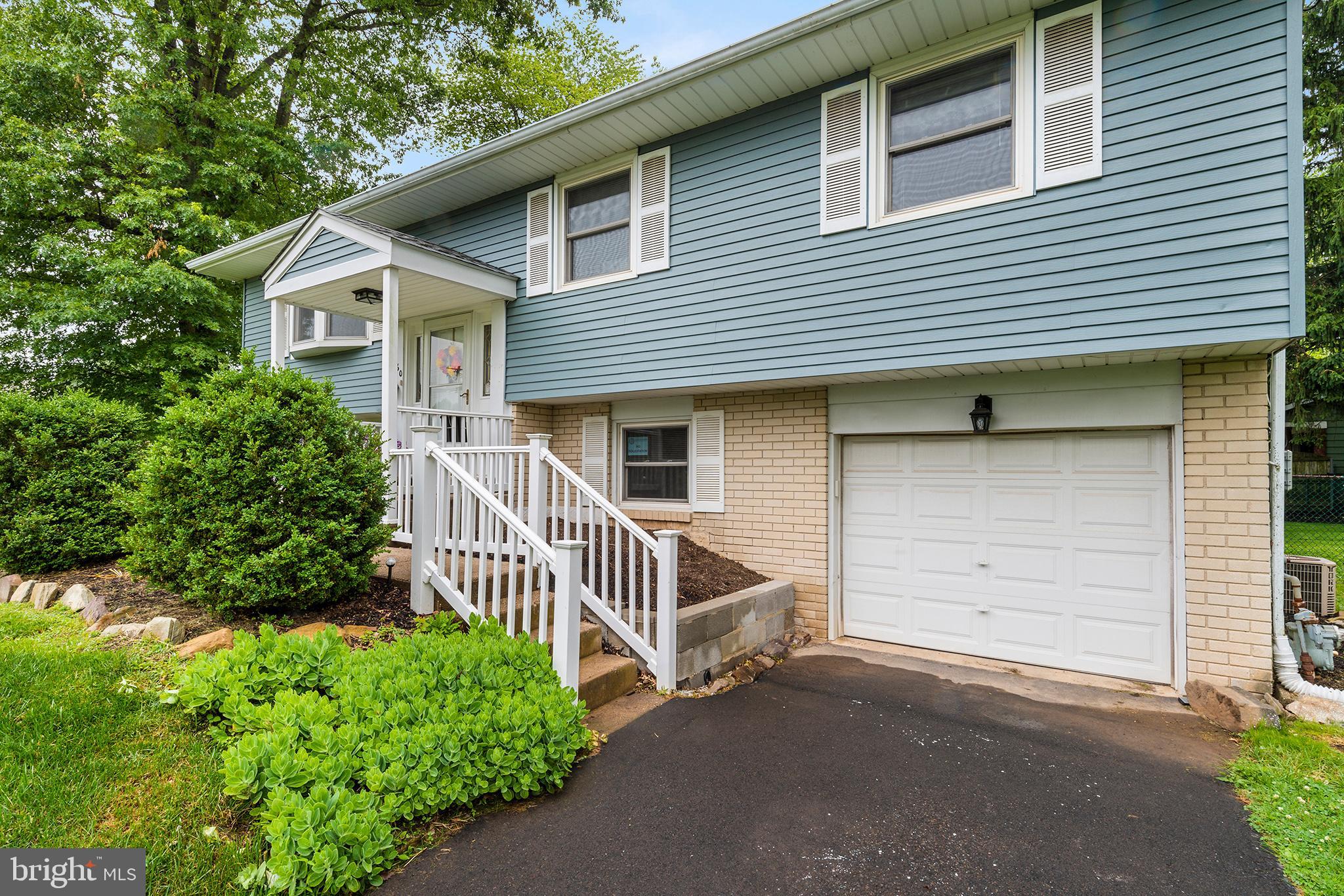 460 Cooper Drive Warminster, PA 18974 - Photo 1 of 23