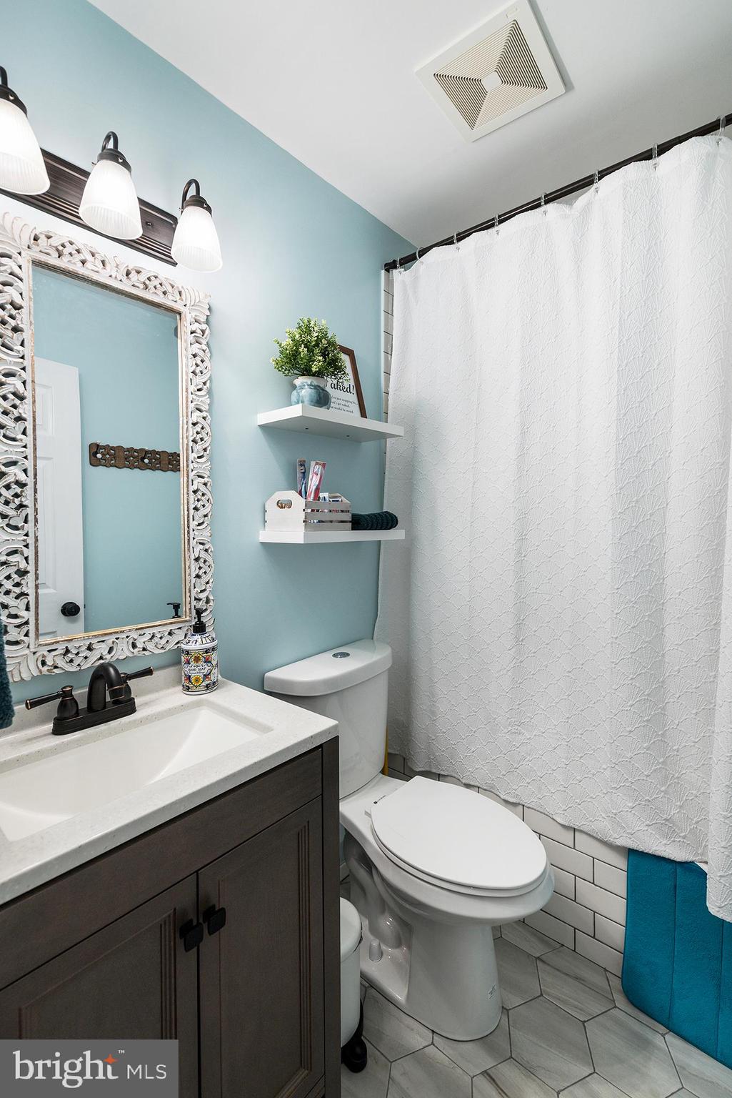 460 Cooper Drive Warminster, PA 18974 - Photo 12 of 23