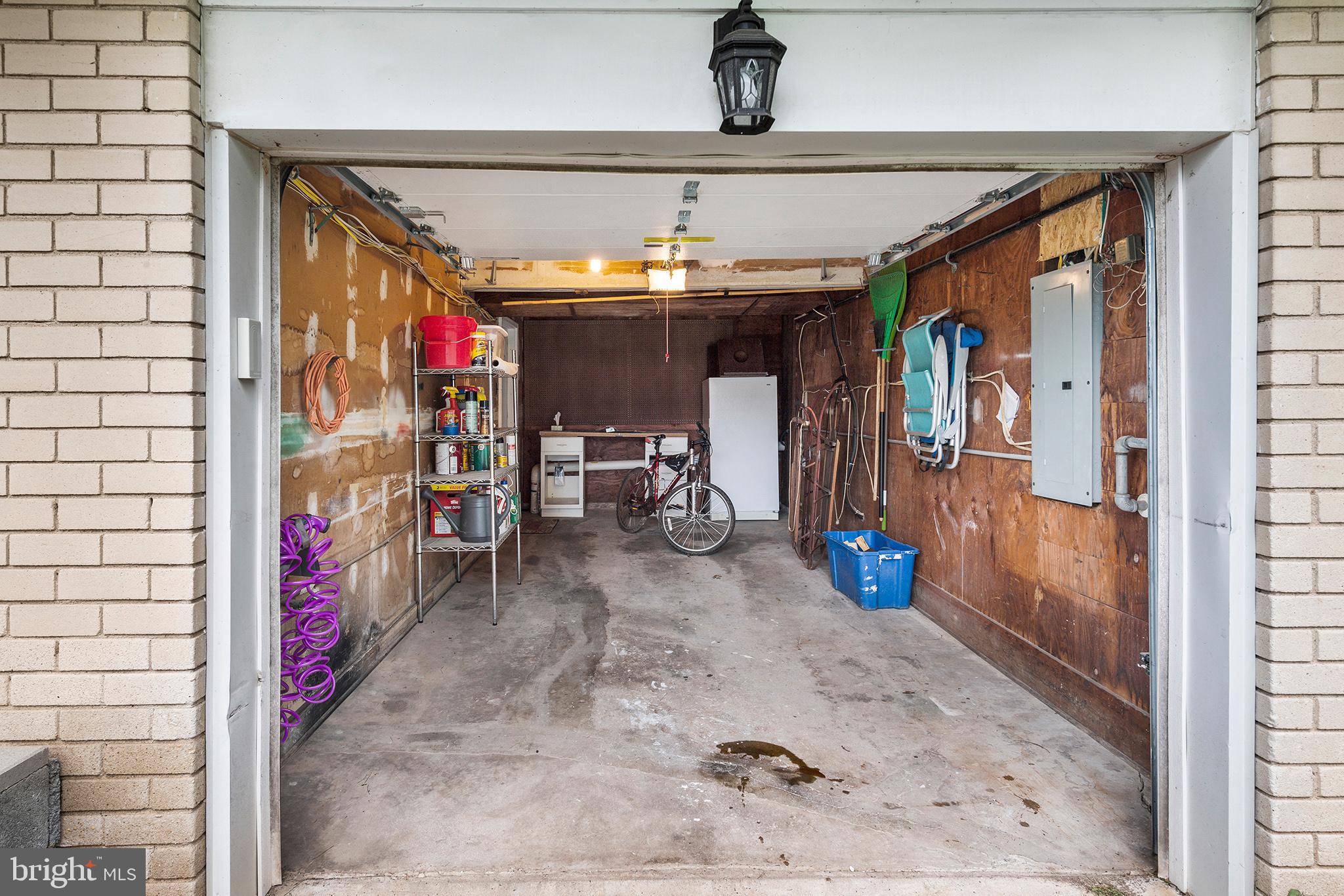 460 Cooper Drive Warminster, PA 18974 - Photo 21 of 23