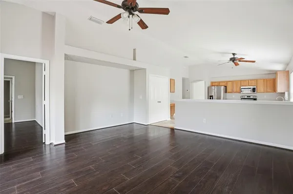 $2,100 | 3816 Beaumont Loop, Spring Hill, FL 34609