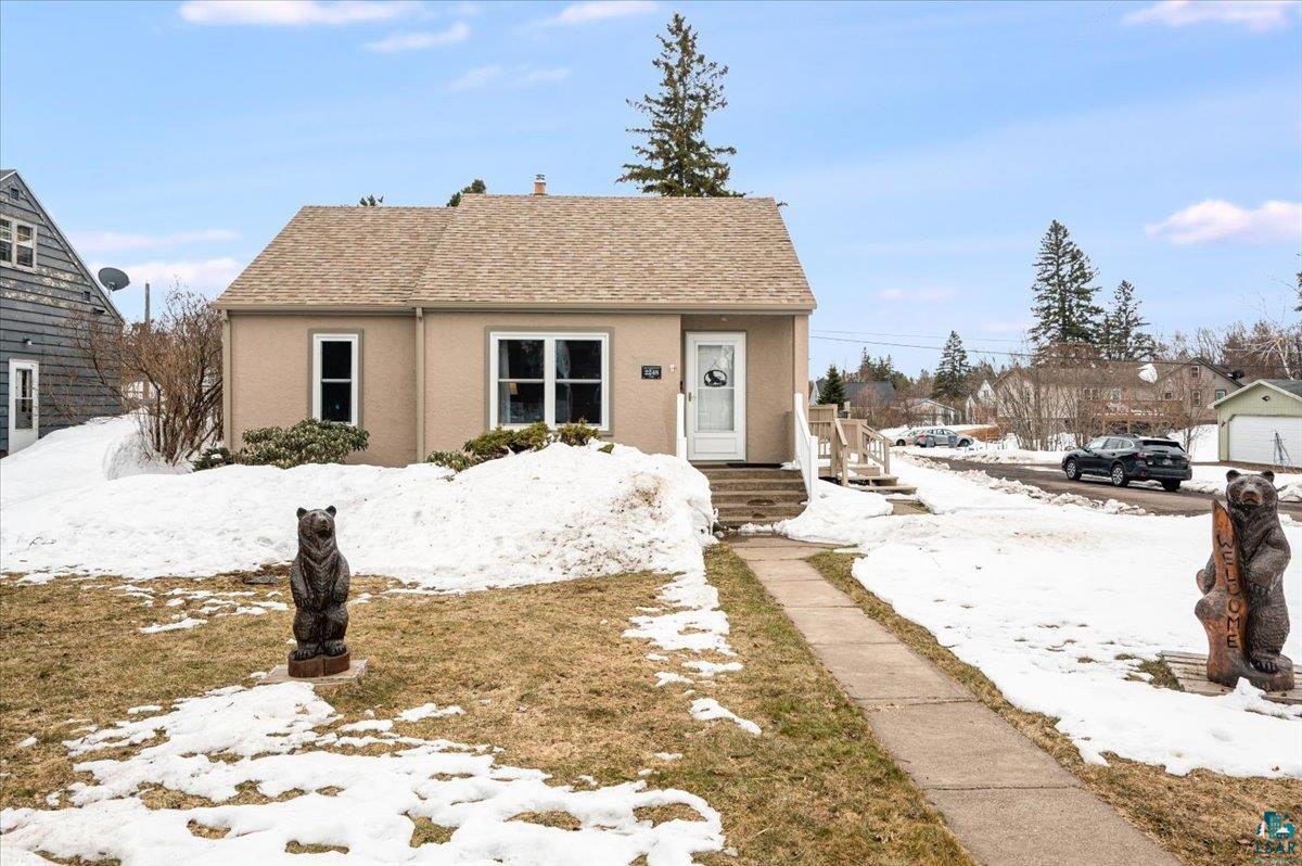 2248 Ensign Street Duluth, MN 55811 - Photo 2 of 30