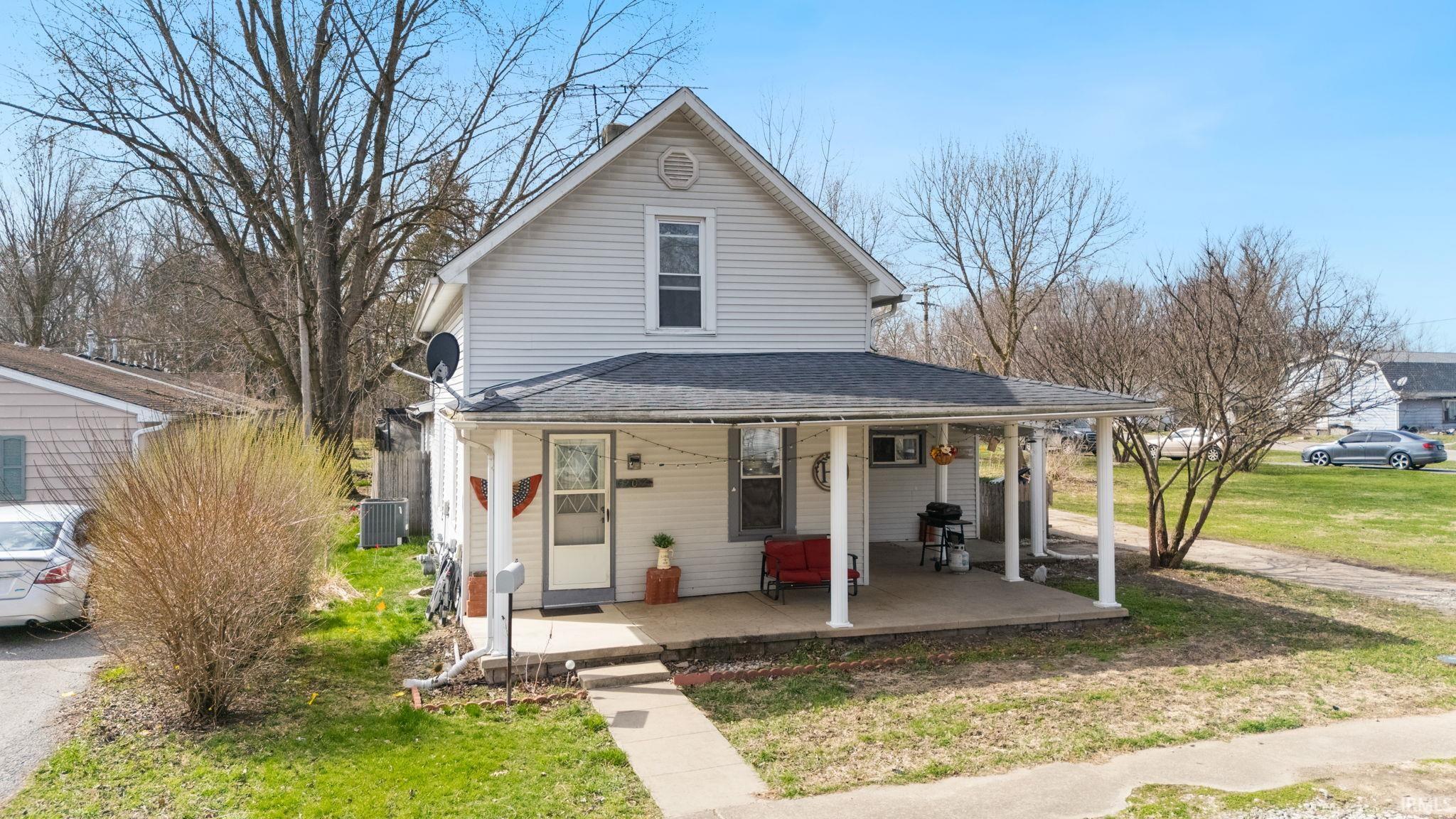 207 North Line Street South Whitley, IN 46787 - Photo 3 of 36