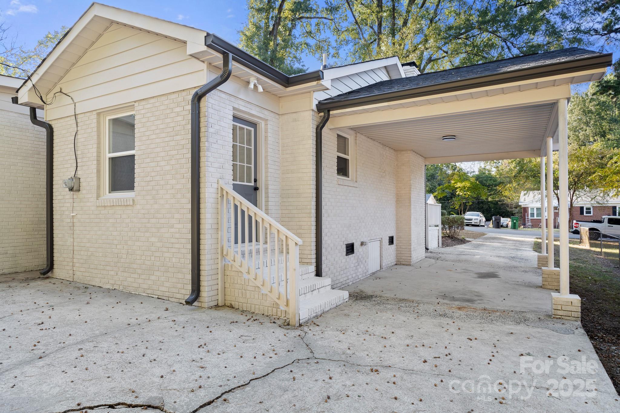 4416 Tillman Road Charlotte, NC 28208 - Photo 39 of 40 Gallery Image 39